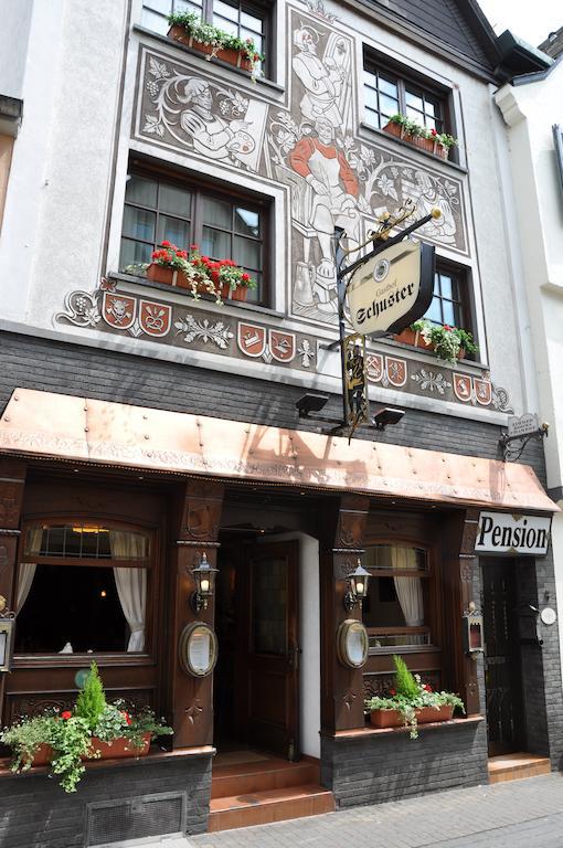 Hotel Gasthof Schuster Und Gaestehaus リューデスハイム・アム・ライン エクステリア 写真